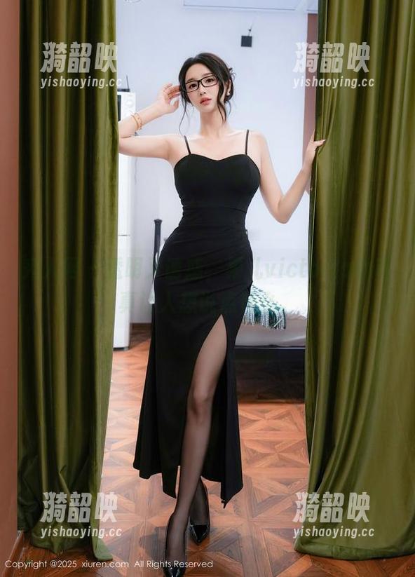 秀人网 - 透明又诱惑，果儿victoria的写真让人想说点什么。