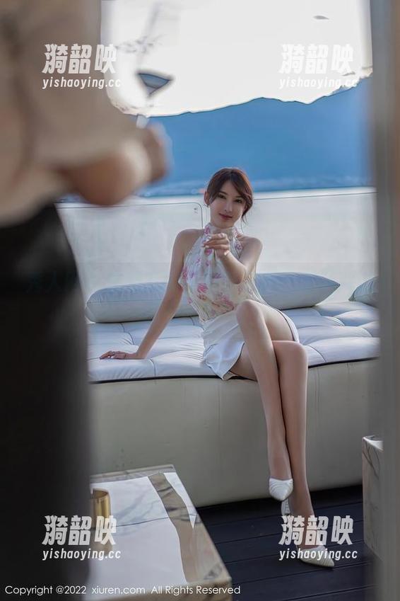 秀人网 - 虞姬儿的高跟鞋套图：生活就该这么“高”！