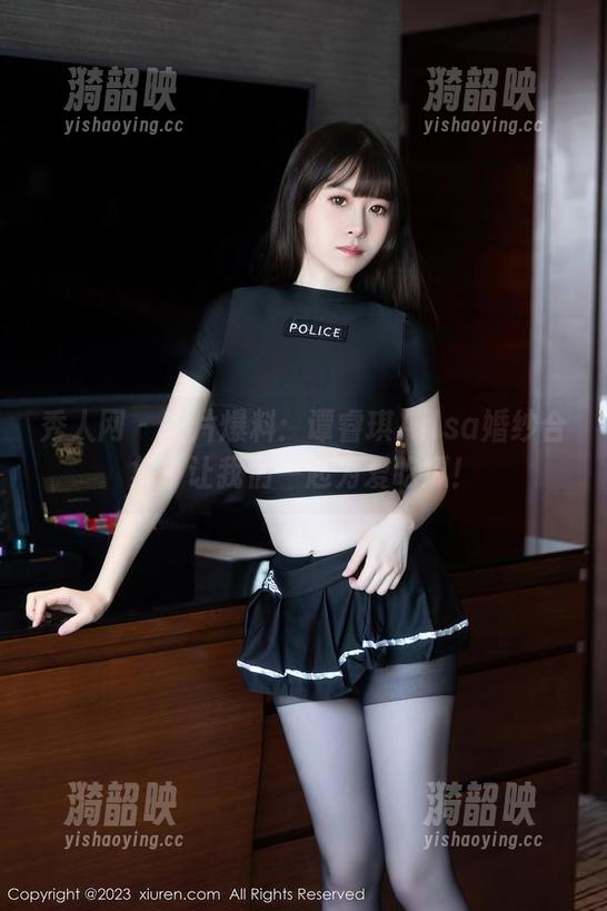 秀人网-谭睿琪Ailsa 秀人网 - 图片爆料:谭睿琪Ailsa婚纱合集,让我们一起为爱吃瓜!