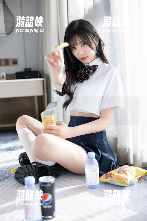 秀人网 - 图包里的龙女sunny姐姐，谁能抵挡这样的魅力？
