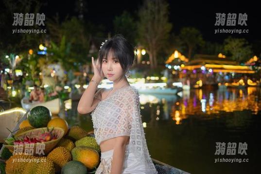 一件吊带睡衣，两种心情：跟随萌芽儿o0的美图图集，你会想到什么？