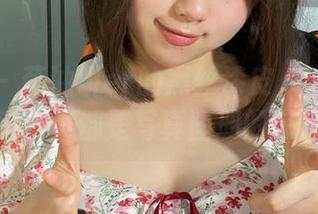 微密圈 – 葱油饼er的黑丝漆皮人间烟火：每一页都是写真图册的惊喜