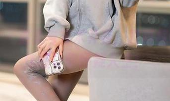 语画界 – 温柔与艺术并存，程程程的写真作品让你怀疑人生！