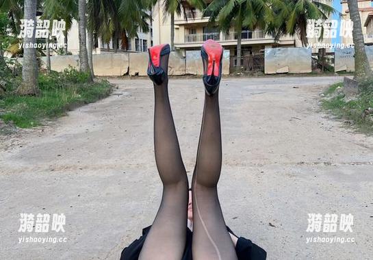 微密圈 - 原图不容错过！迷人的五姨太全集，白衬衫让你重新定义‘清纯’这词！