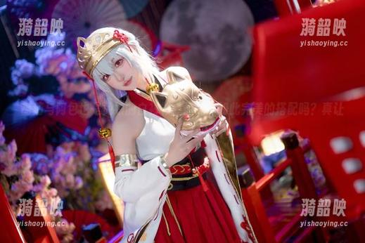 高清与阿包也是兔娘的白衬衫：你见过如此完美的搭配吗？真让人想看多几遍。