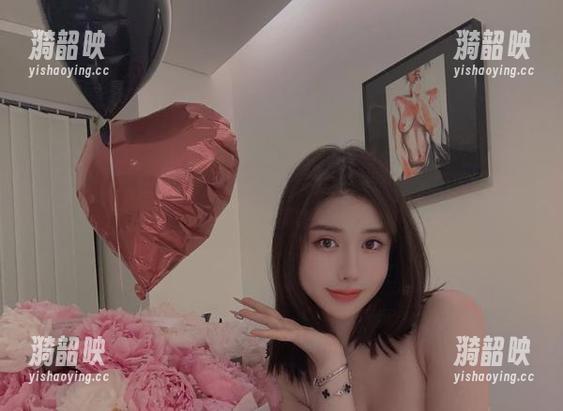 微密圈 - 就在这儿！阿色的嘉宾专属镜头，私拍美图等你来发现！