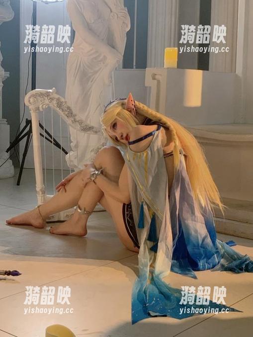 阿薰kaOri的阳光天台：图库里的幽默和写真在交织