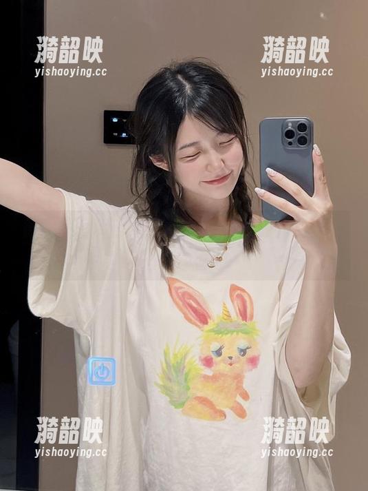 陈妮妮UNI 微密圈 - 超多的陈妮妮UNI日常作品:每一张都是‘我本来想低调’的升级版!