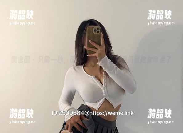 黑饱宝 微密圈 - 只需一秒,原图和黑饱宝美腿图册就把你带走了!